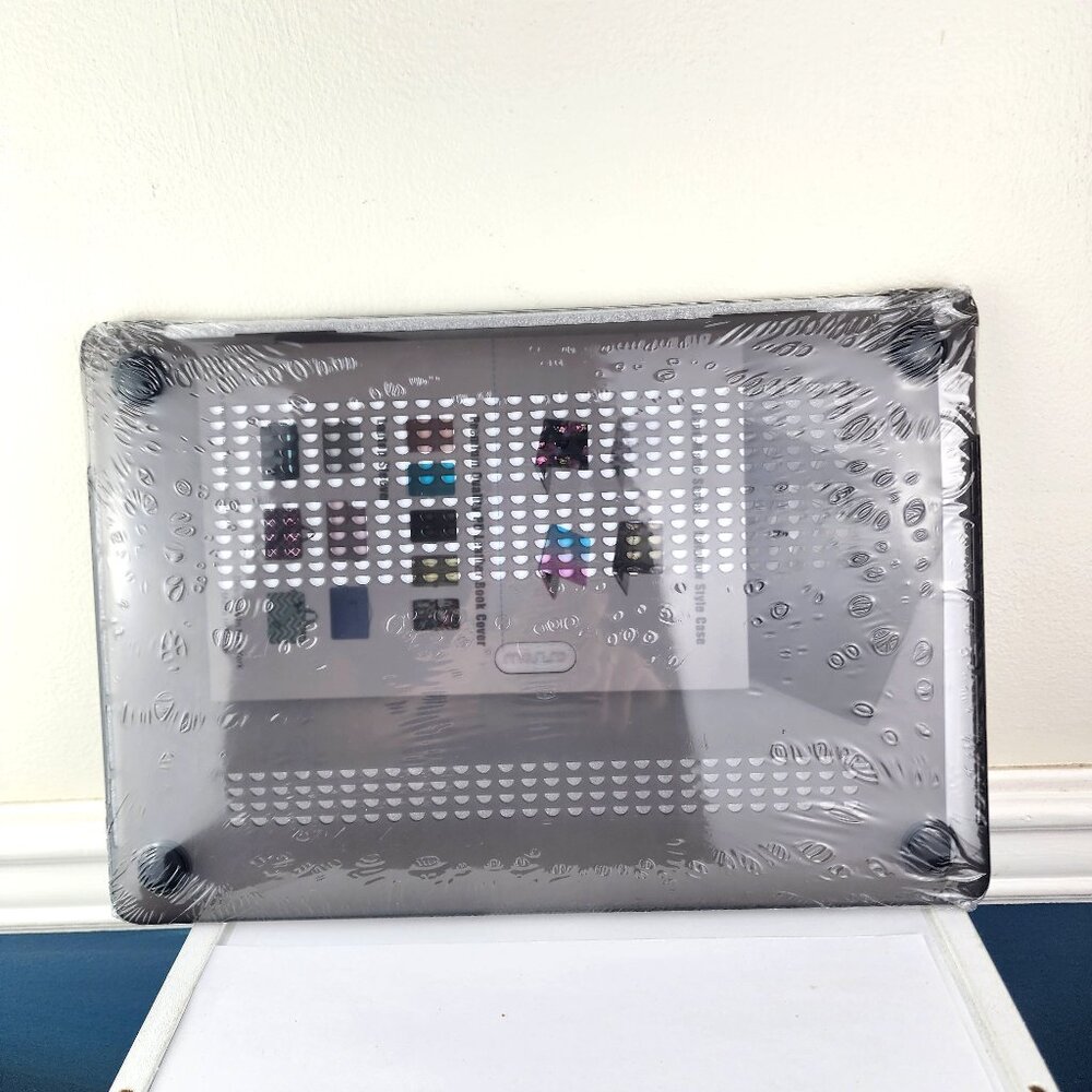 Mosiso Protective MacBook Pro 15" With Touch Bar & Touch ID Hard Case NWT